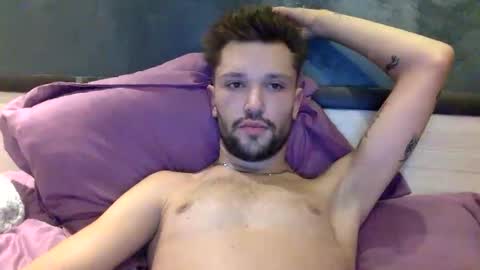 Kriss online show from October 4, 6:39 pm