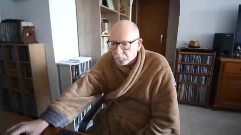  Papi  online show from January 8, 11:16 am