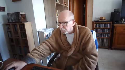  Papi  online show from November 22, 9:51 am