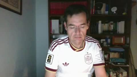 8age online show from July 16, 11:39 pm
