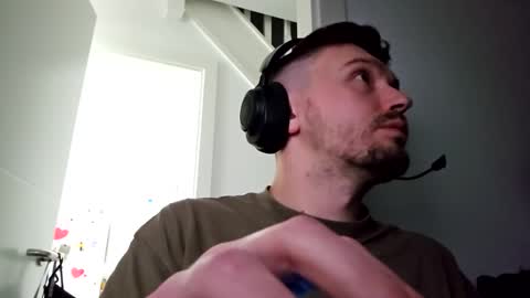 8inchdude93 online show from October 6, 10:33 am