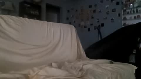 8intenn online show from March 4, 5:34 pm