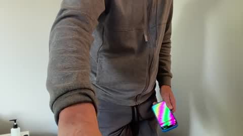 DildoRidingDilf online show from August 9, 9:52 pm