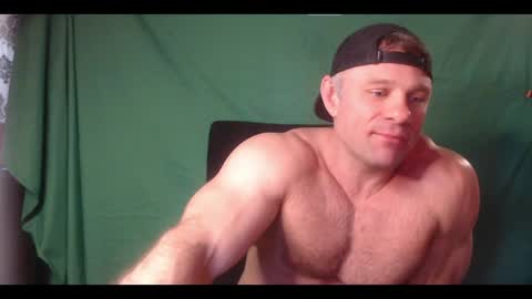 9 fat inches online show from April 7, 12:12 am