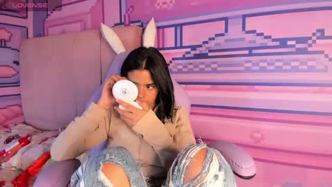 Snapshot of _18alice chatting on September 21, 7:23 am Alice  online show from September 21, 7:23 am