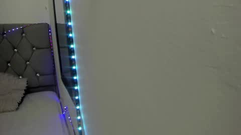 DERECK online show from February 16, 10:35 am