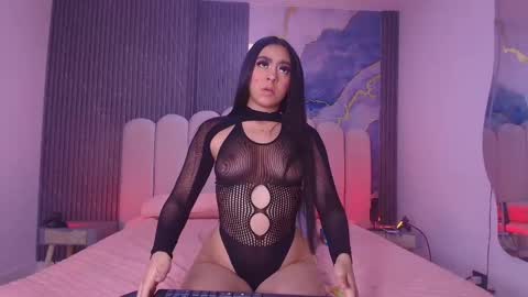  abby rouss online show from May 6, 3:45 am