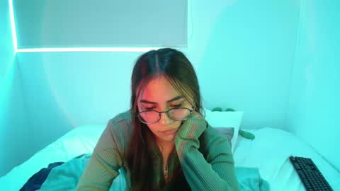 abby 3 online show from September 11, 7:15 pm