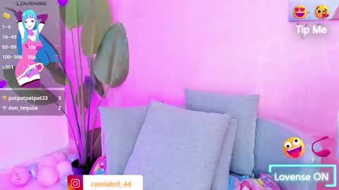 Abril  online show from December 19, 5:03 am