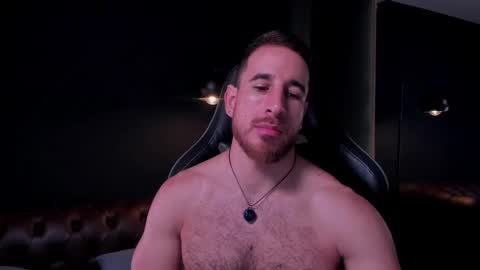 _adamcoper_ online show from November 5, 11:40 pm