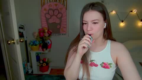 Snapshot of _aein_emy_ chatting on December 5, 1:09 am Emy online show from December 5, 1:09 am