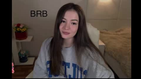 Snapshot of _aein_emy_ chatting on February 27, 5:40 am Emy online show from February 27, 5:40 am