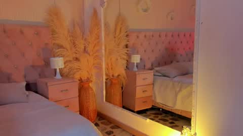 Agatha online show from December 15, 9:11 pm