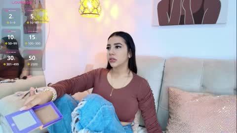 Snapshot of _alanajones_ chatting on October 6, 2:57 pm ALANA  online show from October 6, 2:57 pm