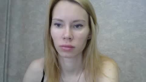 _alex1819 online show from April 6, 7:31 am