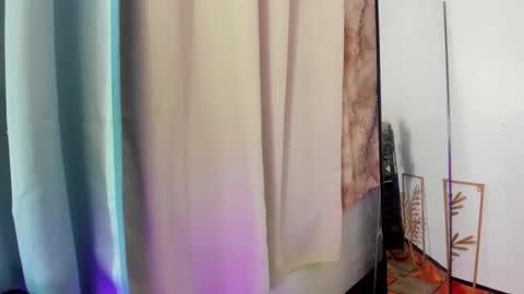  Alexa14 online show from January 18, 4:27 pm