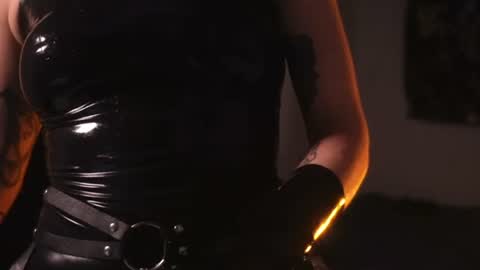 Alice Morrison Mistress Datura online show from July 22, 4:03 am