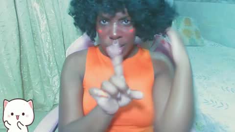 ask me  online show from November 12, 11:40 pm