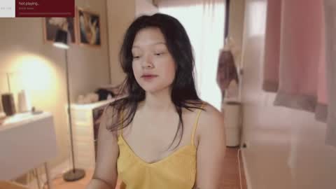 annie . online show from March 30, 3:28 am