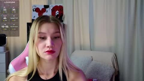 Anna Nolan online show from September 19, 6:39 am