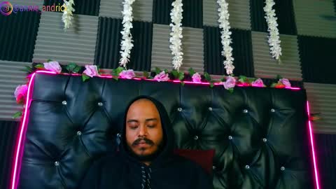 Annie Andrick online show from February 13, 2:31 pm