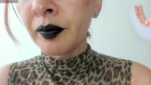 antonia online show from April 9, 2:45 pm