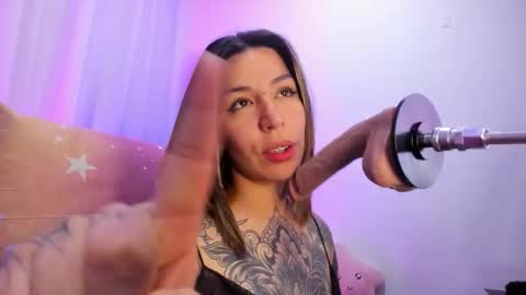 _antonella_dreams online show from November 17, 8:28 am