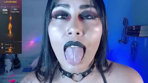 Angie online show from March 21, 3:23 am