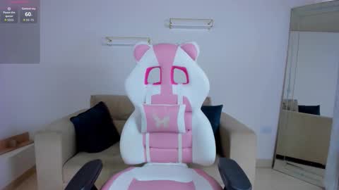    online show from March 18, 12:22 pm