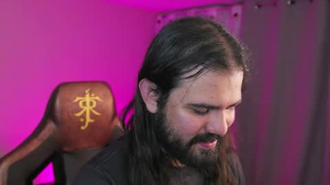 _aragorn__ online show from December 4, 9:31 am