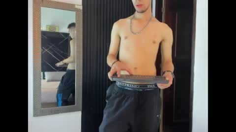 _axel_09 online show from May 26, 4:18 am