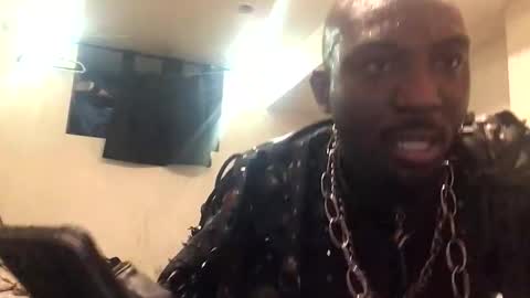 Blackmiken online show from March 8, 3:32 am