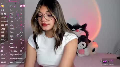   online show from February 9, 8:54 am