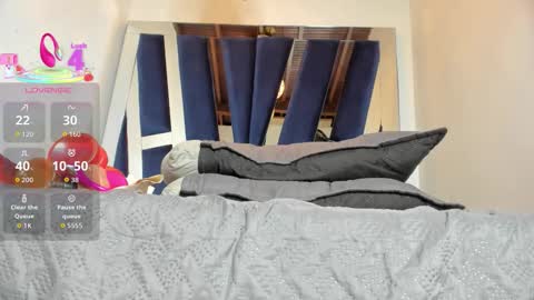 Candy online show from November 1, 12:15 pm