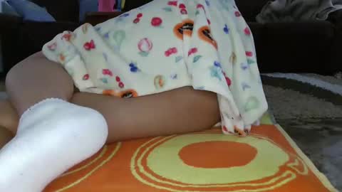 Snapshot of _cattleya1 chatting on February 14, 2:44 pm cat online show from February 14, 2:44 pm