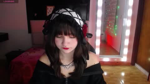 _charlotte_collins_ online show from December 14, 1:50 pm