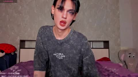 CHER - Independent model online show from October 1, 9:24 pm