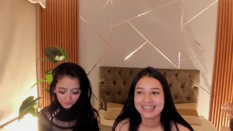 Snapshot of _coraliinee_ chatting on September 17, 3:10 am Coraline online show from September 17, 3:10 am