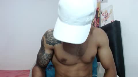 Snapshot of _crissgex_ chatting on October 21, 3:22 am  crissgex  online show from October 21, 3:22 am