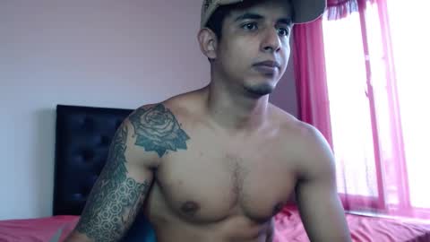 Snapshot of _crissgex_ chatting on February 24, 5:20 pm  crissgex  online show from February 24, 5:20 pm
