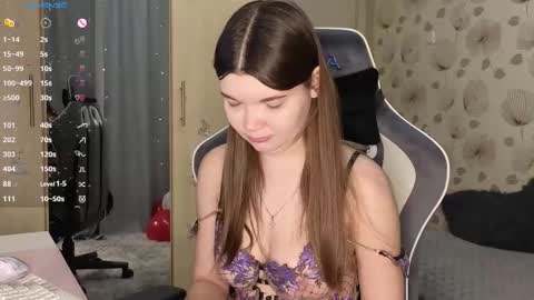 _cute_ice online show from February 20, 2:30 pm