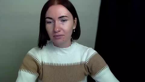 Snapshot of _cutie_and_shy_ chatting on October 8, 7:14 am _cutie_and_shy_ online show from October 8, 7:14 am
