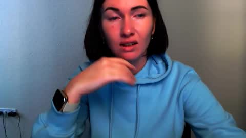 Snapshot of _cutie_and_shy_ chatting on October 21, 7:02 am _cutie_and_shy_ online show from October 21, 7:02 am