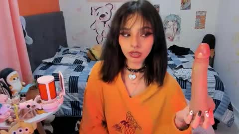 Snapshot of _dayanne_ chatting on September 10, 4:02 am Pao online show from September 10, 4:02 am