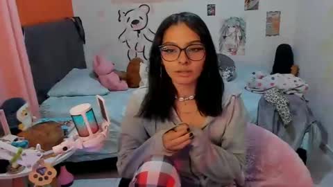 Snapshot of _dayanne_ chatting on October 5, 12:52 am Pao online show from October 5, 12:52 am