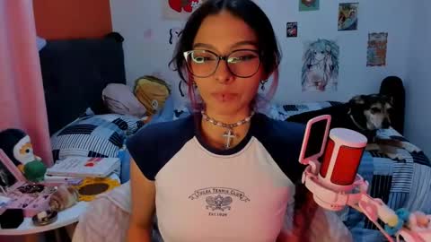 Snapshot of _dayanne_ chatting on January 20, 2:43 am Pao online show from January 20, 2:43 am