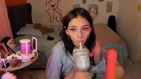 Snapshot of _dayanne_ chatting on October 28, 3:40 am Pao online show from October 28, 3:40 am