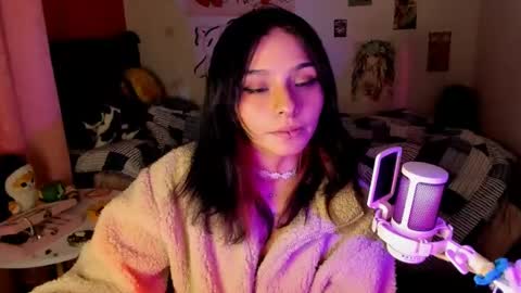 Snapshot of _dayanne_ chatting on December 18, 3:04 am Pao online show from December 18, 3:04 am