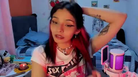 Snapshot of _dayanne_ chatting on February 7, 3:24 am Pao online show from February 7, 3:24 am