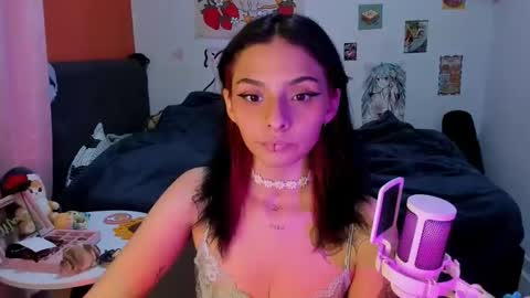 Snapshot of _dayanne_ chatting on December 5, 1:53 am Pao online show from December 5, 1:53 am